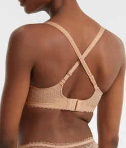 The Push-Up Without Padding Bra