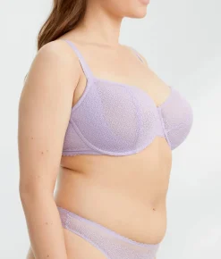 The Push-Up Without Padding Bra