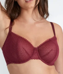 The Push-Up Without Padding Bra