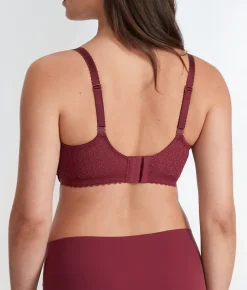 The Push-Up Without Padding Bra