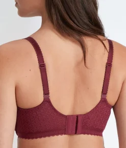 The Push-Up Without Padding Bra