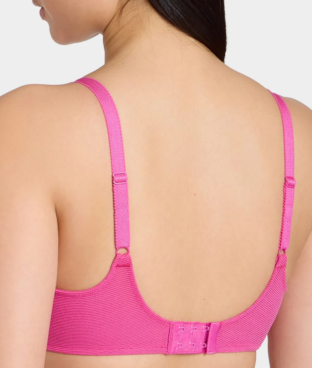 Visual Effects Minimizer Bra